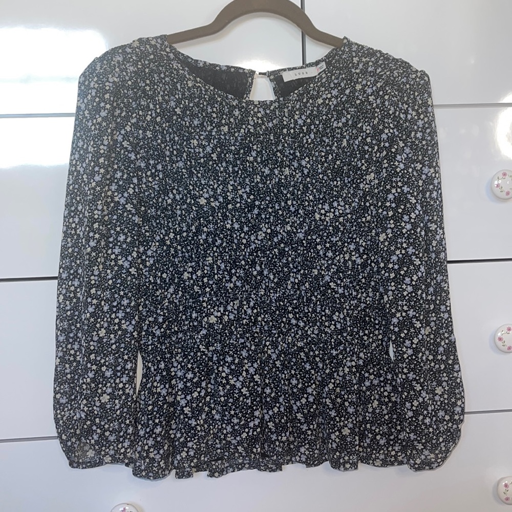 Chiffon peplum shirt, size M, brand: Lush